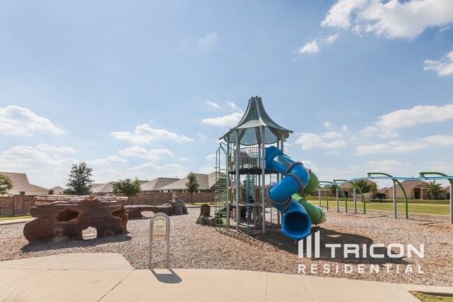 Photo - 1601 Parlier St
