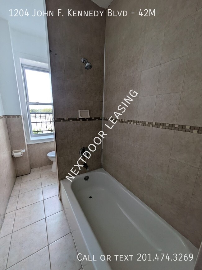 Photo - 1204 John F. Kennedy Blvd Unit 42M