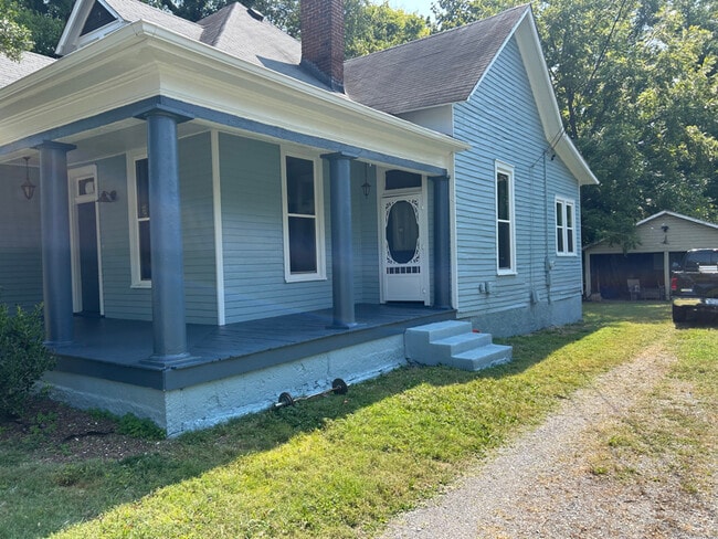 Photo - 424 E Bell St