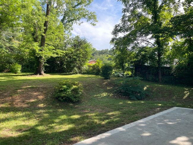 Photo - 1408 Bluebird Dr