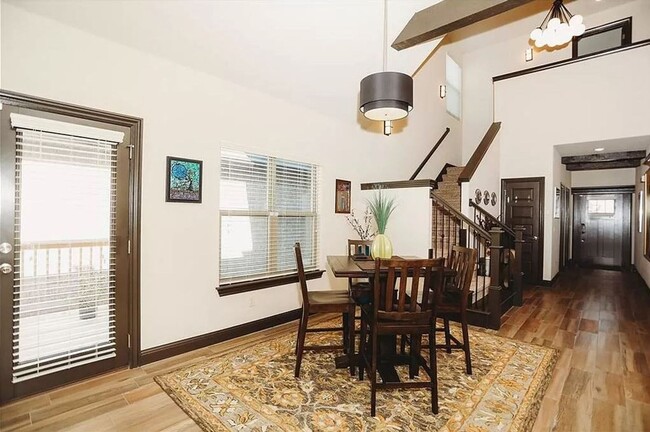 Photo - Stylish Bentonville Home (Community Amenities!)