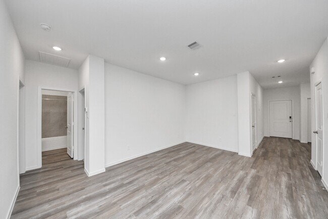 Photo - 6003 Bella Breeze Dr