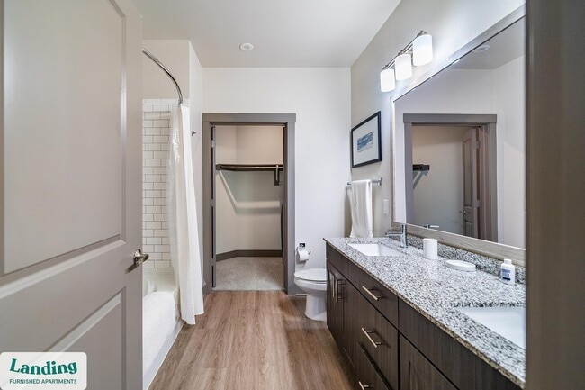 Photo - 2650 S McDonald St Unidad 3302