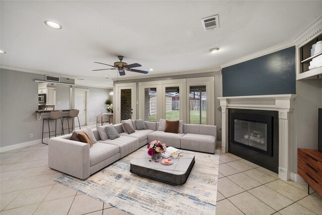 Photo - 5322 Rutherglenn Dr