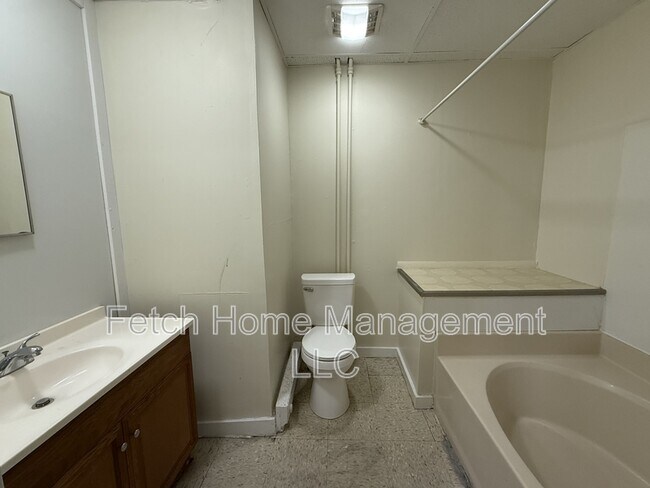 Photo - 357 S 3rd St