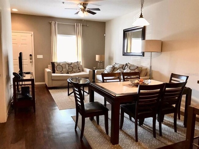 Photo - 2905 Edenshire Wy