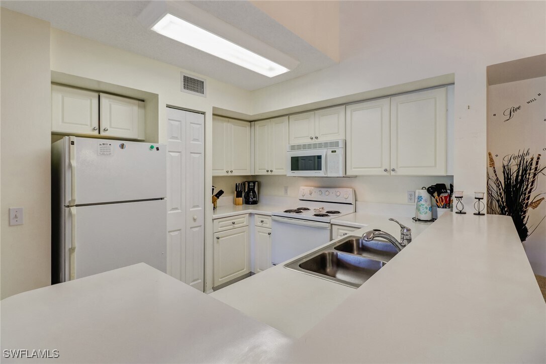 Photo - 1190 Wildwood Lakes Blvd Unit 306