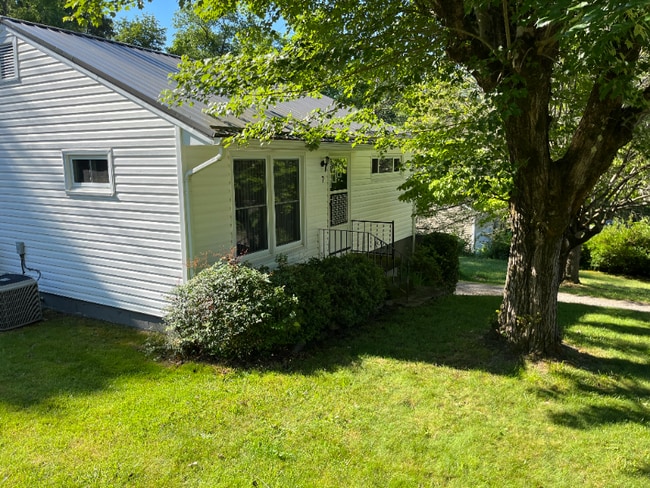 Photo - 7 Robinwood Ave
