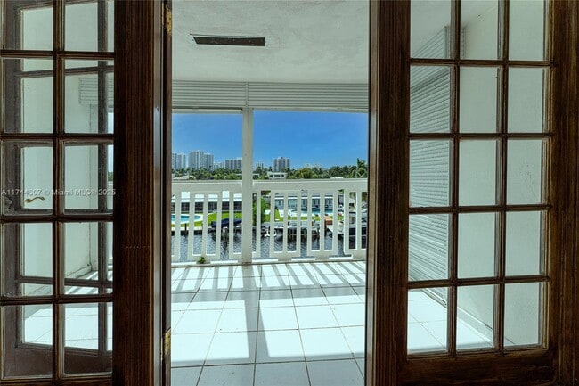 Photo - 455 Paradise Isle Blvd Unit 402
