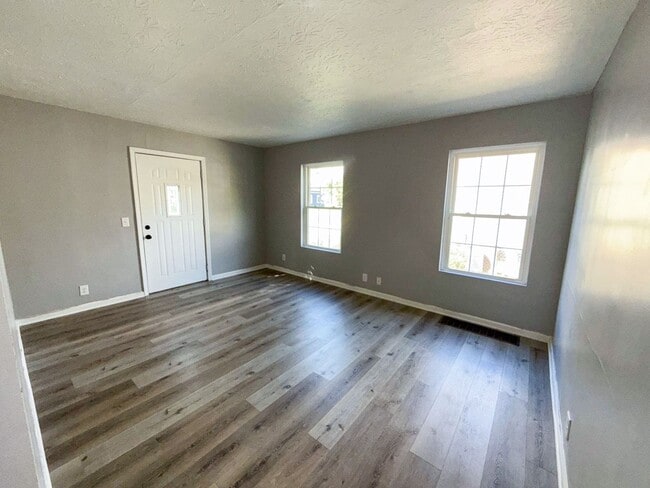 Photo - Beautifully Renovated 3-Bedroom Home with ...