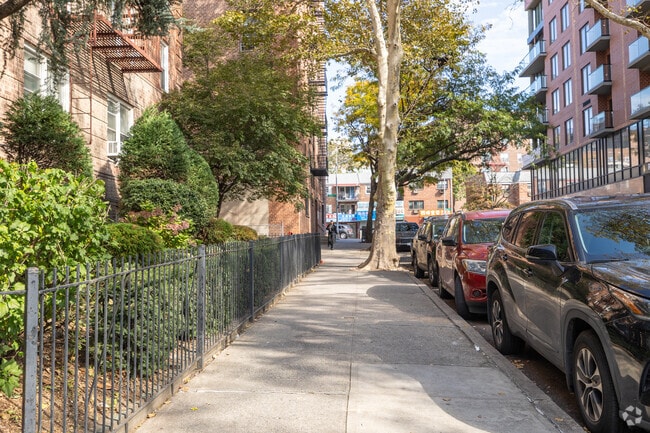 Context Photo - Blossom Gardens Apartments