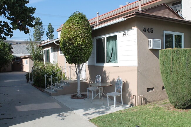 Photo - 445 E Providencia Ave Unidad A