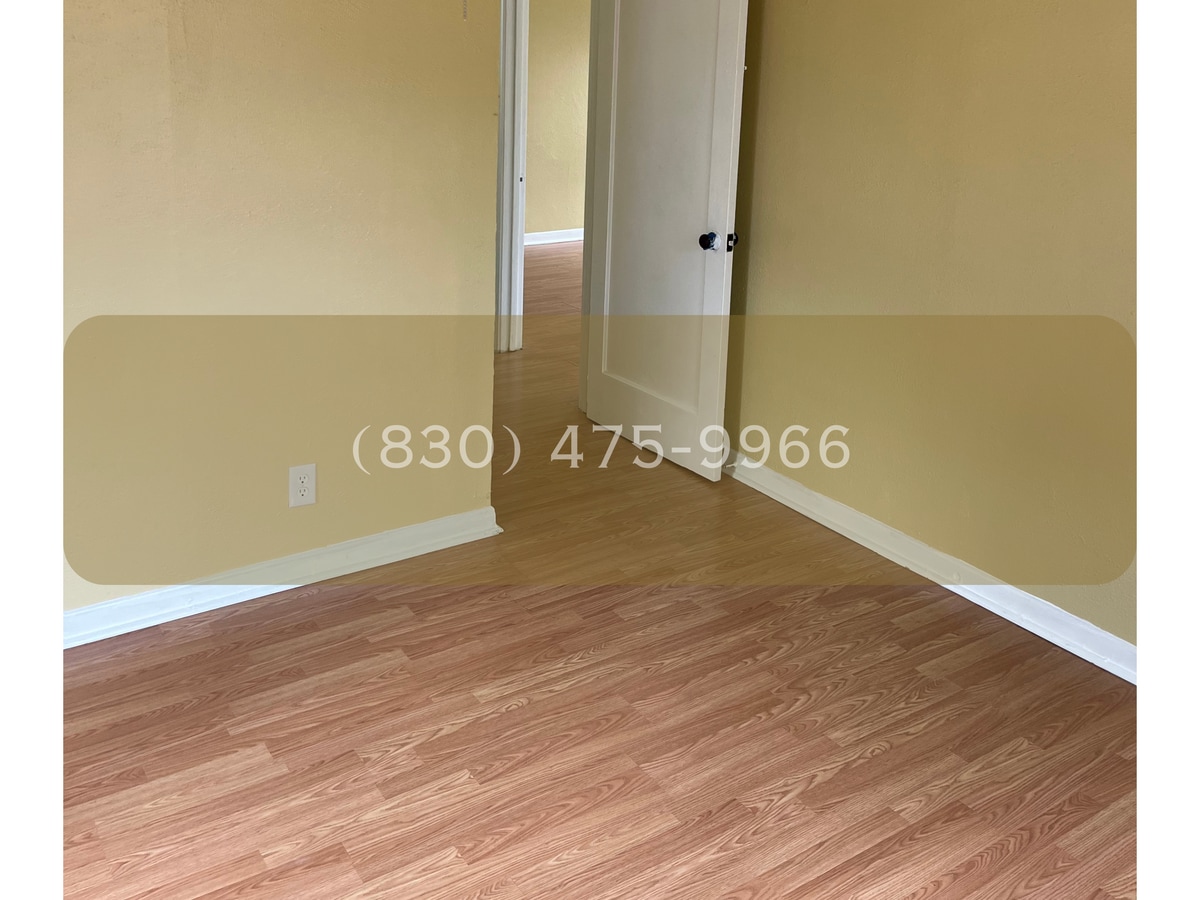 Photo - 703 E Caesar Ave