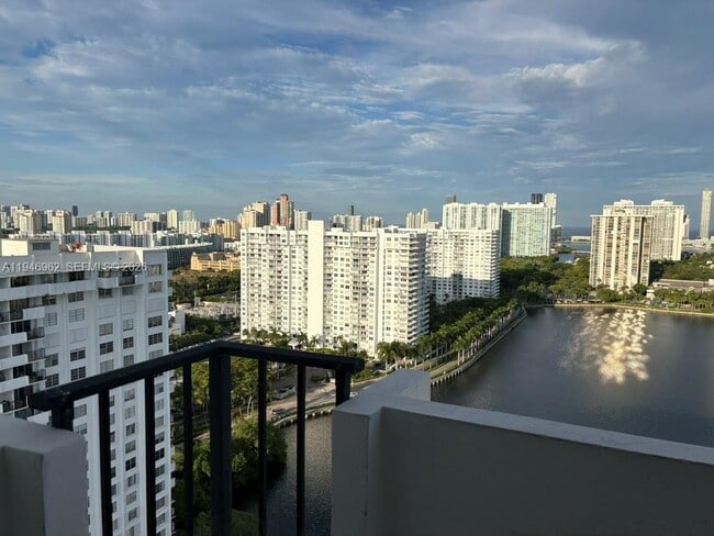 Photo - 2750 NE 183rd St Unit 2510