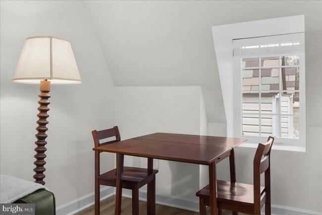 Photo - 380 Broadview Ave Unit 2