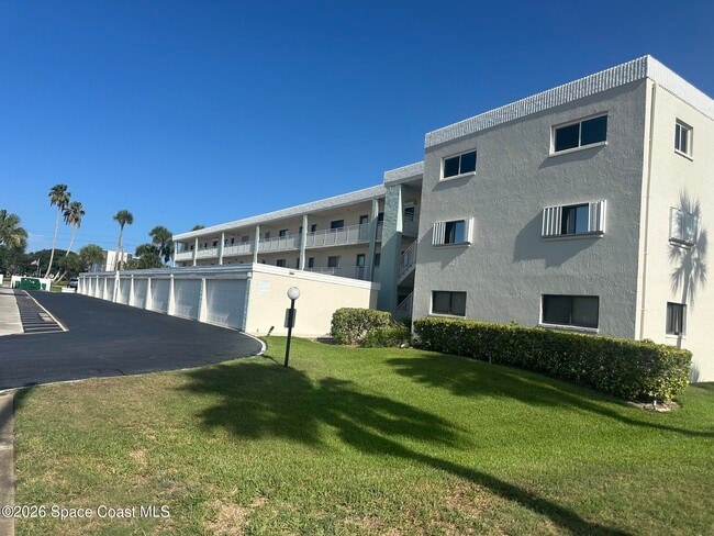 Building Photo - 1595 N Atlantic Ave Unit 108