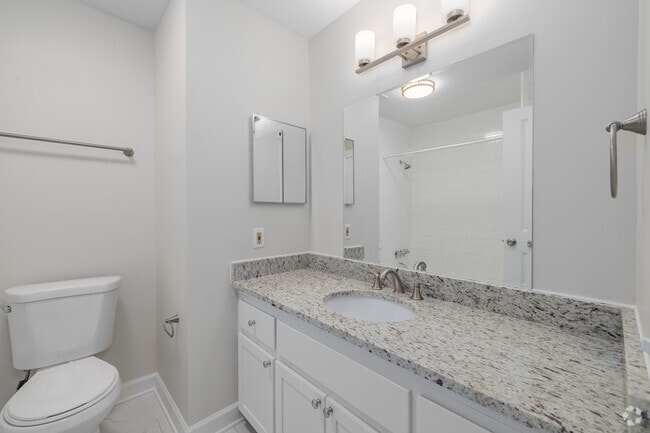 2BR, 2BA - 1,216SF - Second Bathroom