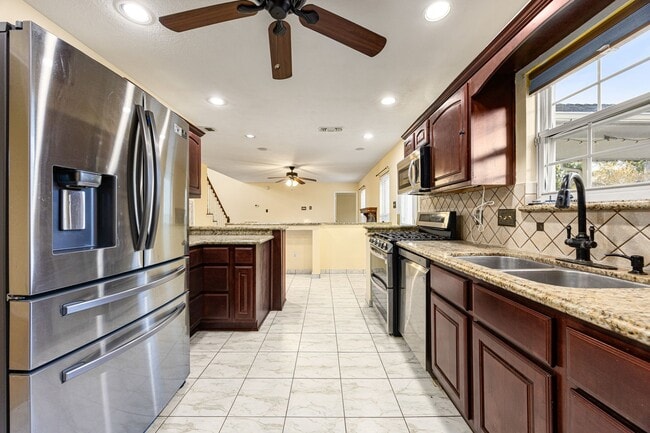 Photo - 18311 Oak Hampton Dr