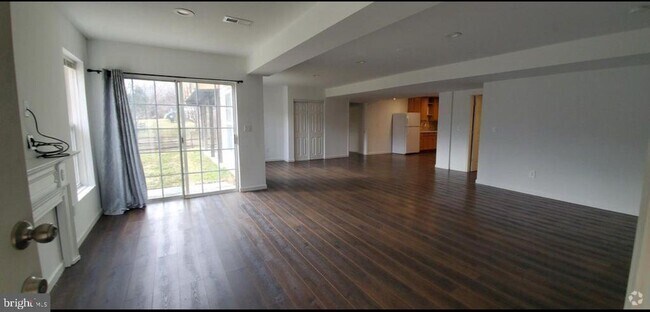 Building Photo - 7921 Windsor Knoll Ln Rental