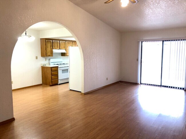 Photo - Cute 2 Bedroom Home w/ Garage Near Golf Co...