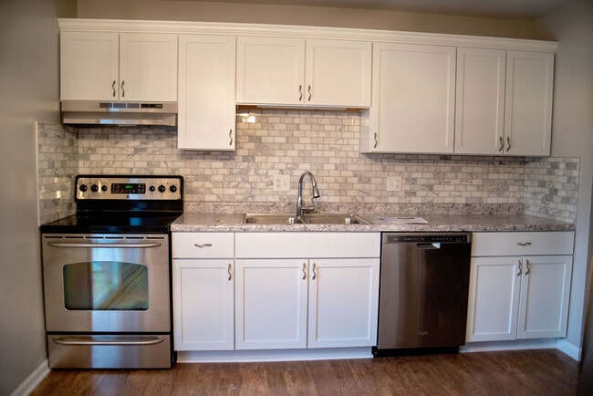 401 Simonson St Unit 401