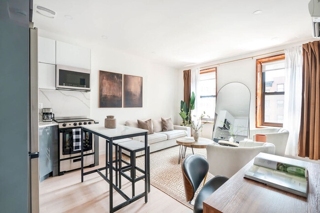 Photo - 319 E 14th St Unit ID1238449P