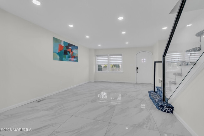 Photo - 1001 Norwood Ave