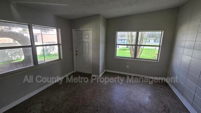 Photo - 1232 Linda Ln