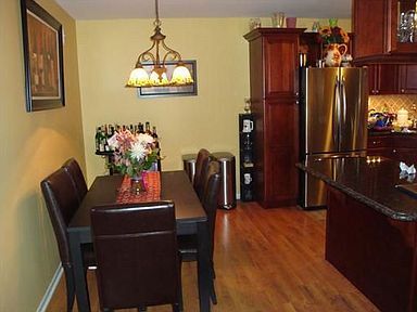 Dining1 - 13 Foxtail Ln Unit 13