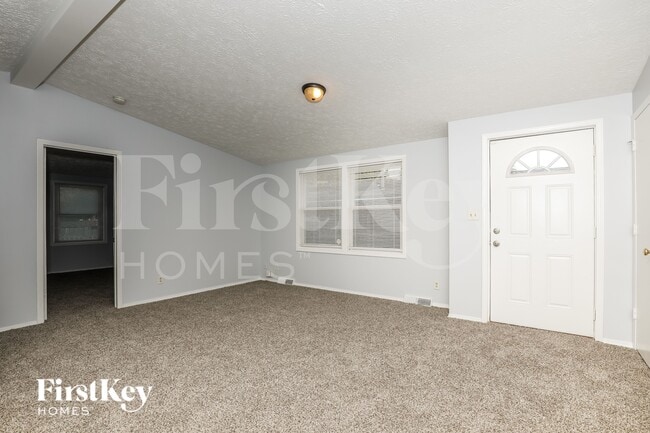 Photo - 4638 N Richardt Ave