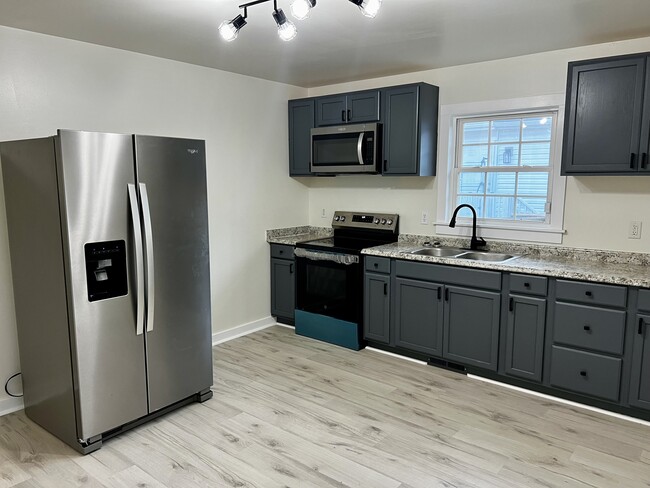 Photo - 928 Farmer St Townhome