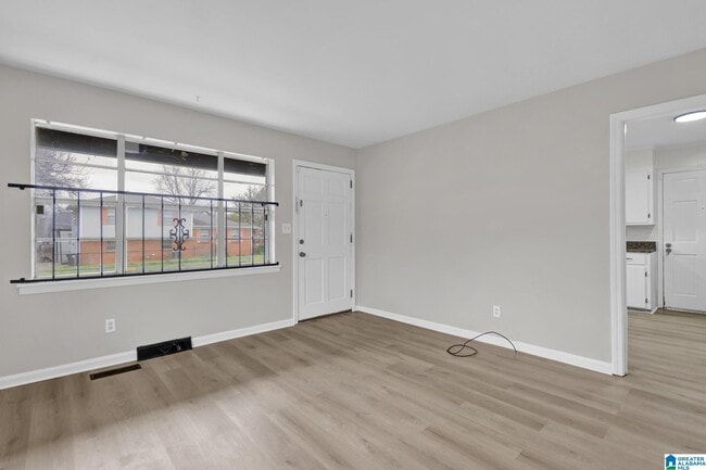 Photo - 1737 Boise Ave SW