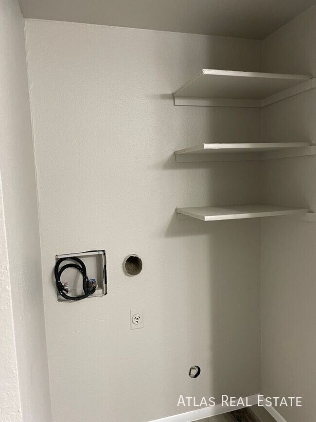 Photo - 465 W Ivyglen St Unit 125