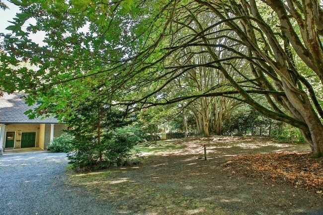 3293 French Rd