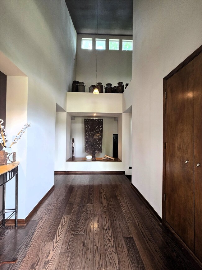 Photo - 3231 Hemingway Dr