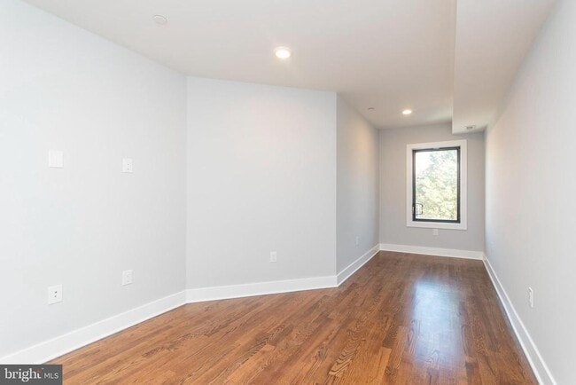 Photo - 812 N Uber St Unidad 4