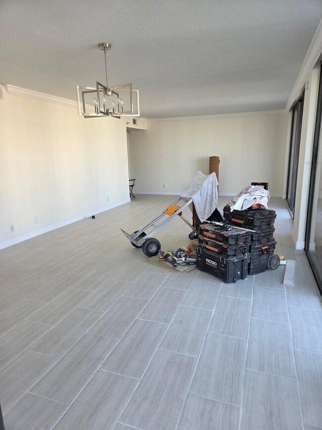 Living room - 290 174th St Unit Winston Towers 700, #1519