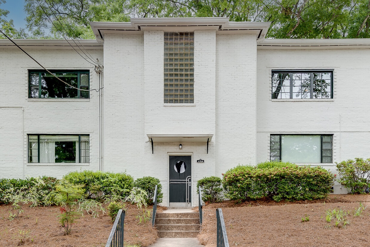 Photo - 1360 Briarwood Dr NE (Atlanta, GA)