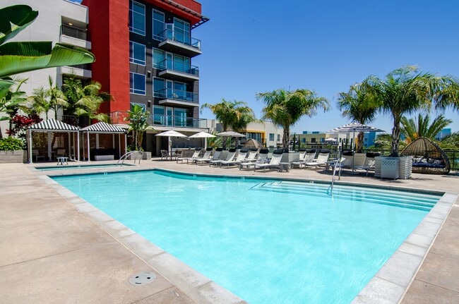 Vive on the Park, San Diego, Pool - Vive on The Park