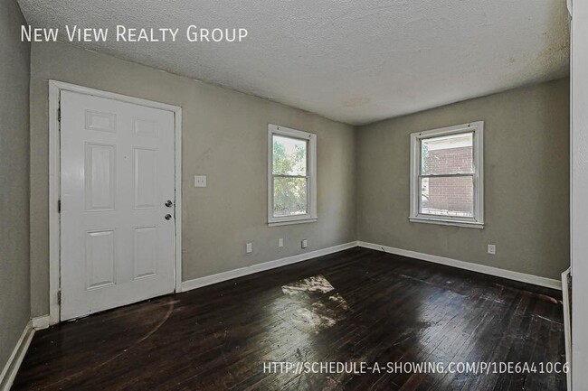 Photo - 1900 Lasalle St Unit 2