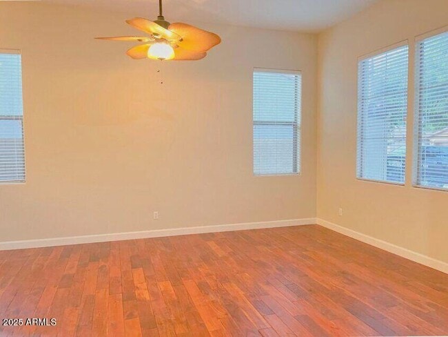 Photo - 16039 W Christy Dr