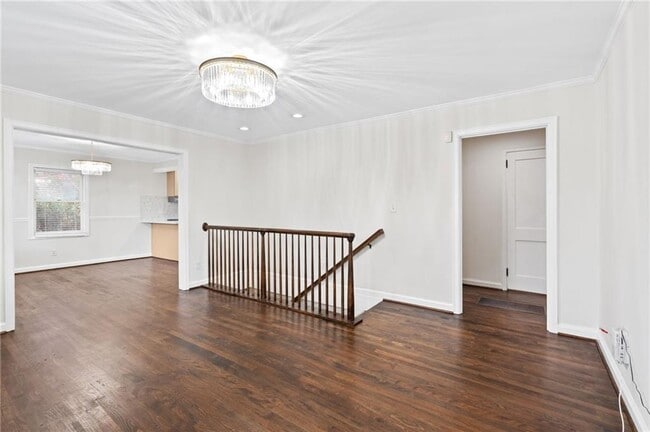 Photo - 1135 Vista Trail NE