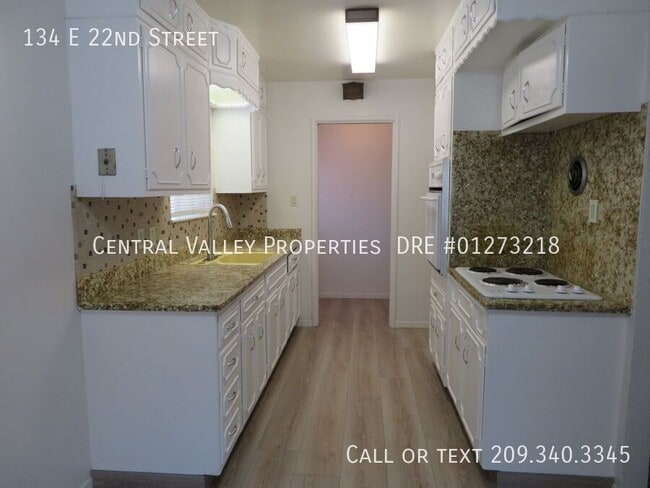 Photo - 134 E 22nd St