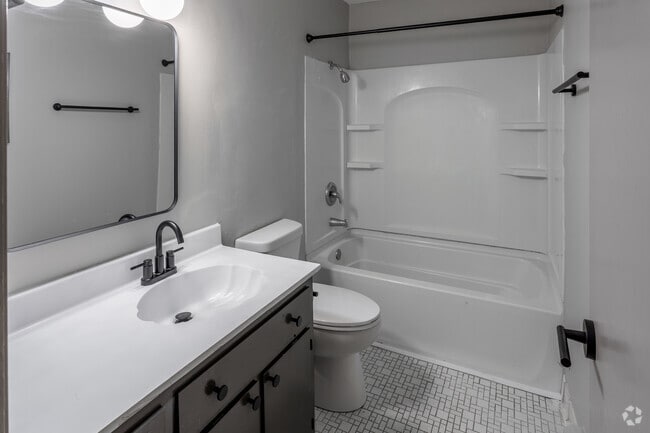 2 habitaciones, 1 baño - 988 pies cuadrados - Baño