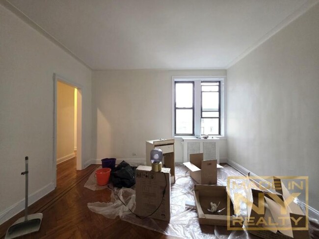 Photo - 1 bedroom in ASTORIA NY 11102 Unit 4B