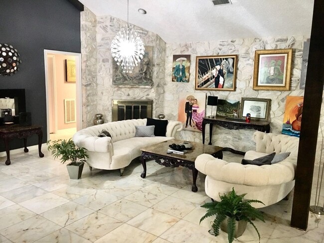 Photo - 5908 Kiam St