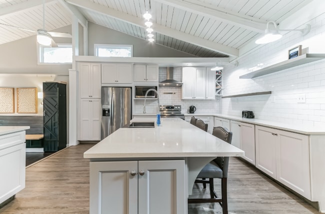 Photo - 4111 Fredericksburg Dr Unit B Upper