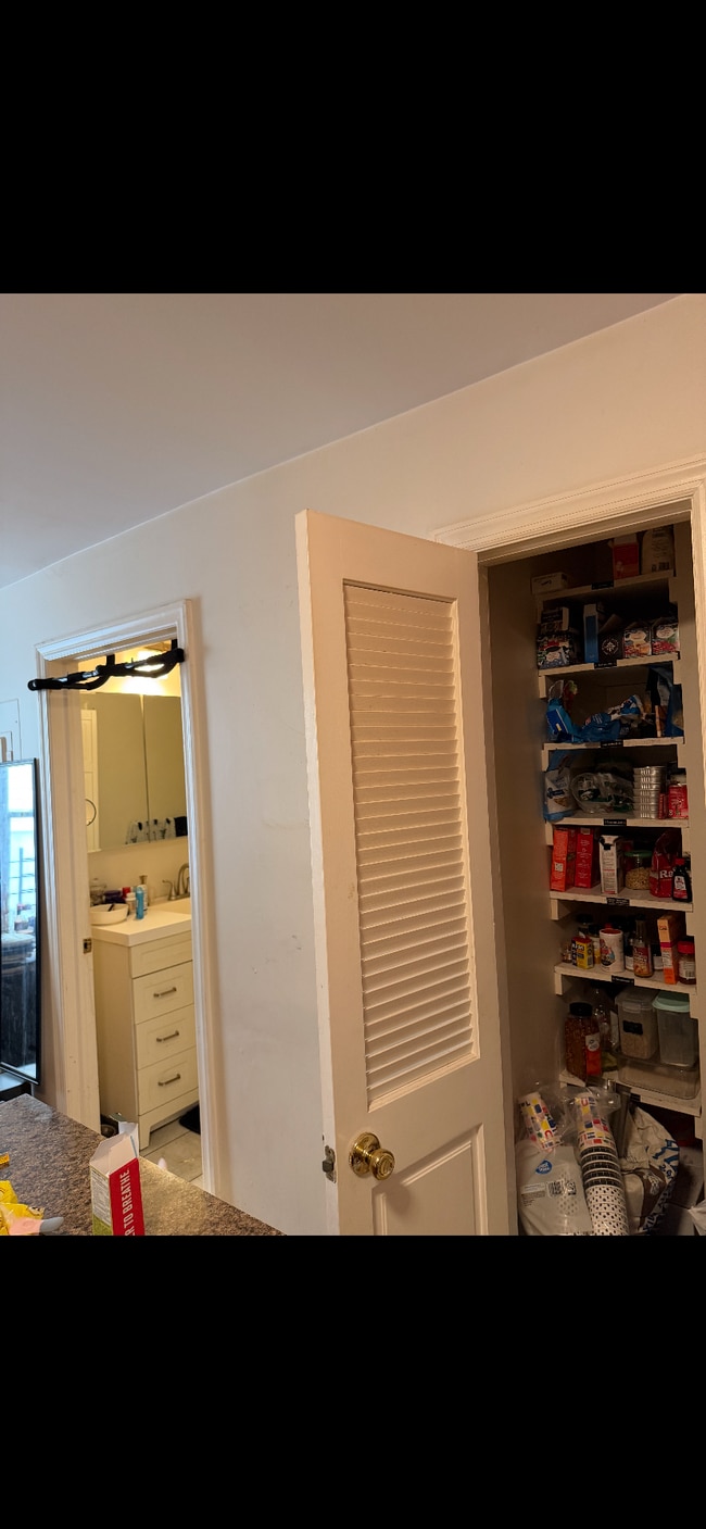 Photo - 495 S 18th St Unit Apt #1