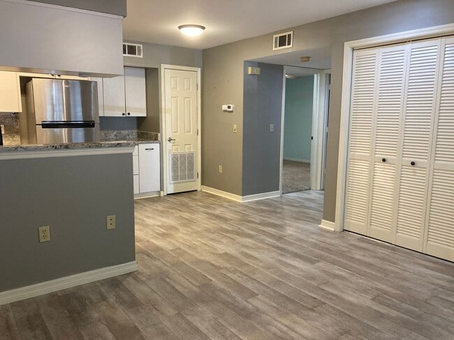 Photo - 2 bedroom, 2 bath ground level condo with ...