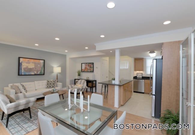 Photo - 499 VFW Parkway